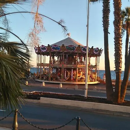 شقة A Raphael Avec Terrasse 43 M² Saint-Raphaël